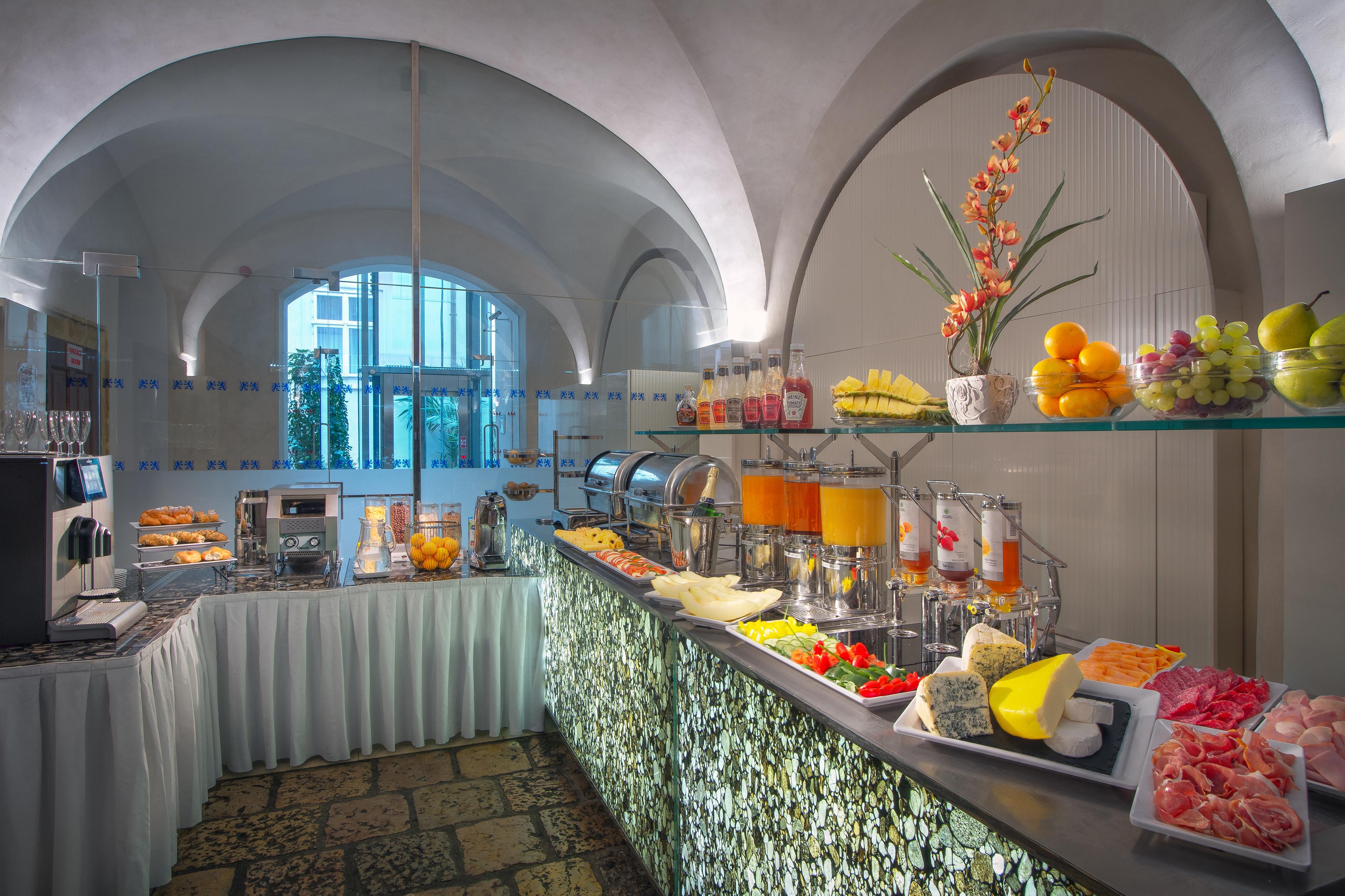 Three Storks Hotel Prague Exterior photo A buffet at a hotel